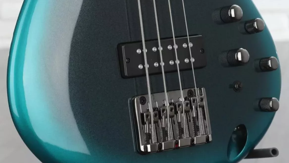 Ibanez SR300E CUB Standard